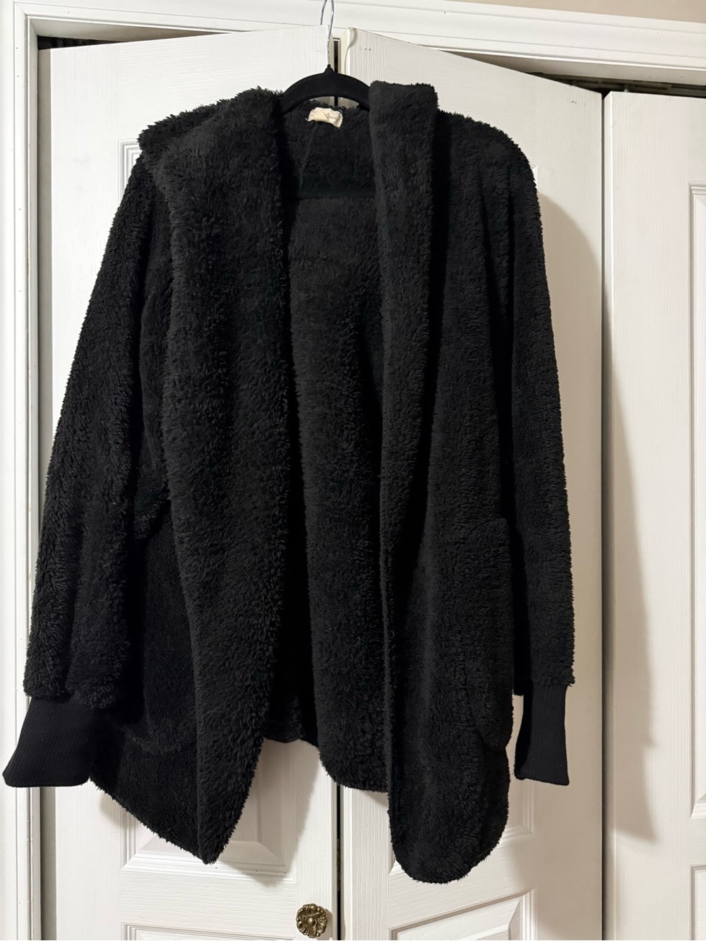 Hem & Thread Cozy Women's Black Hooded Teddy Jacket Cardigan- OS